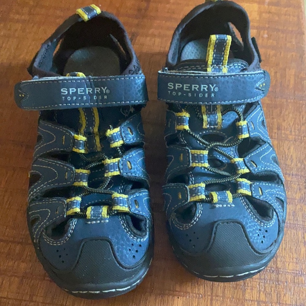Sperry kids wet tech fisherman shoe sandal